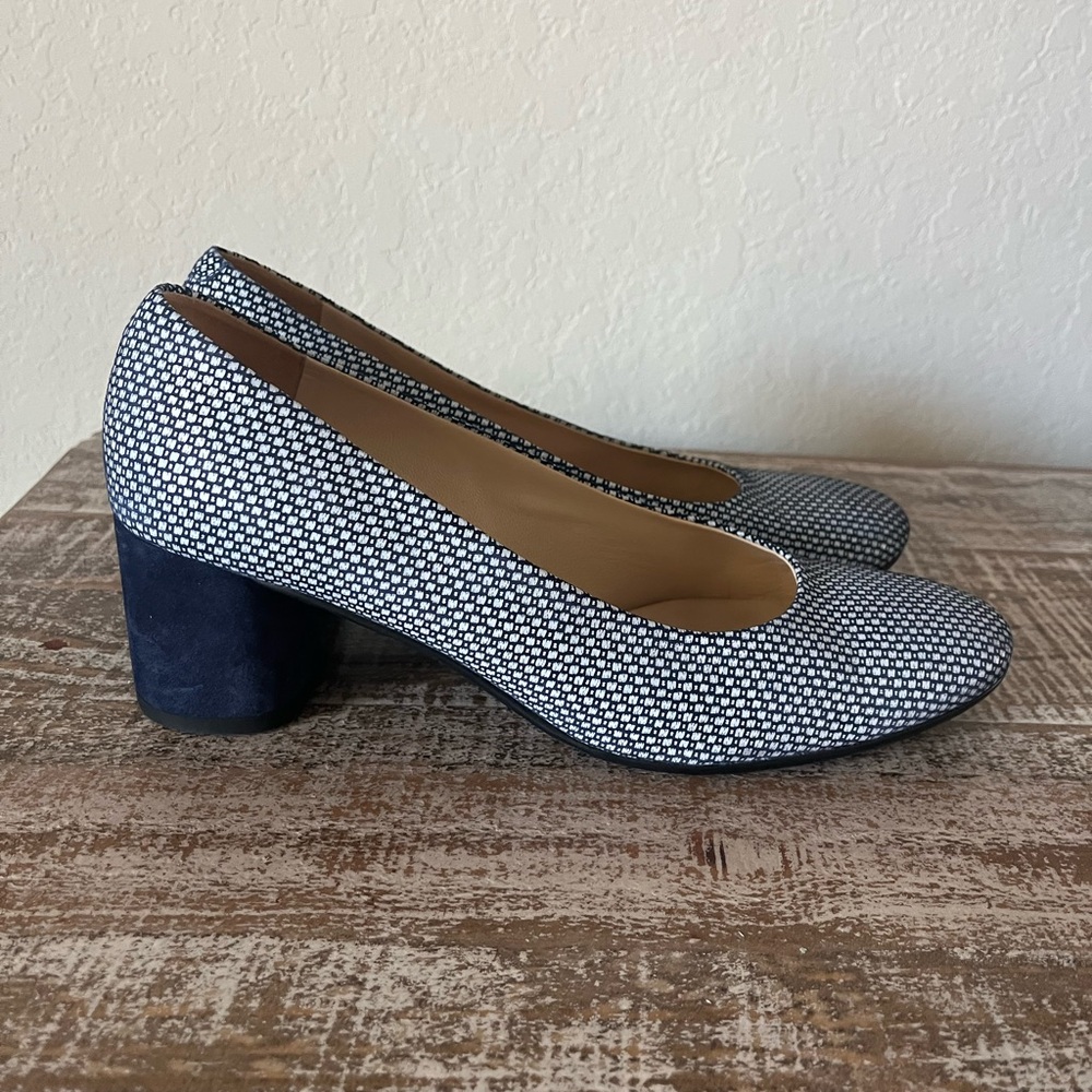AMALFI Remole Blue and White Toffes/Notte Cashmere Heels Size 9.5